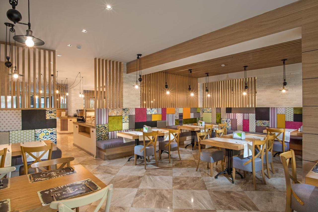 Marina White Sands Beach Hotel Obzor Exterior photo